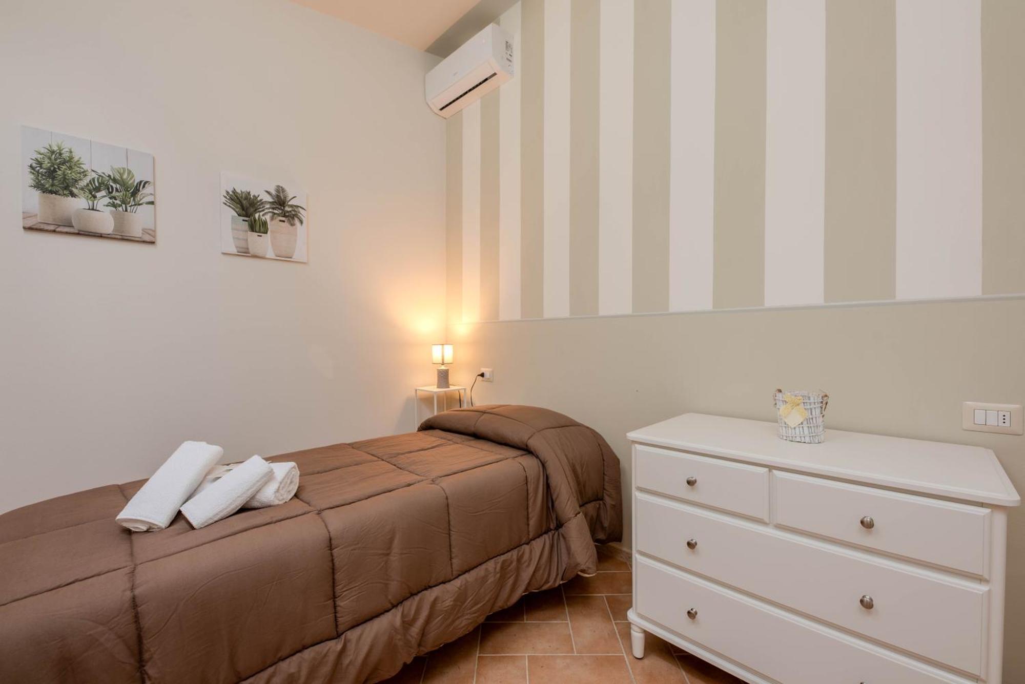 Agriturismo Diaccia Botrona กาส์ตีจลิโอเน เดลลา เปสกายา ภายนอก รูปภาพ