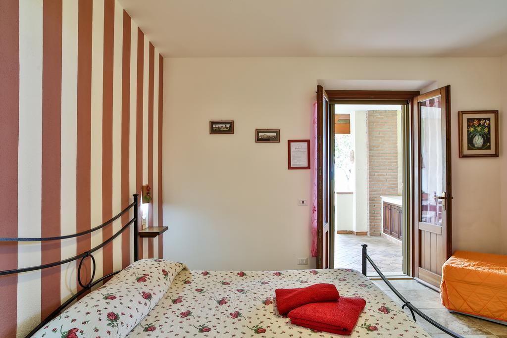 Agriturismo Diaccia Botrona กาส์ตีจลิโอเน เดลลา เปสกายา ภายนอก รูปภาพ